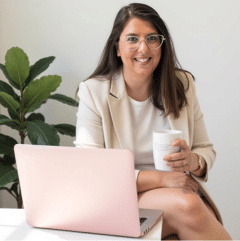 עינת וזנה מאמנת כלכלית